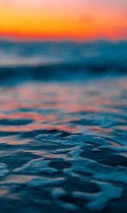 Preview wallpaper water, bubbles, blur, sea, horizon, sunset