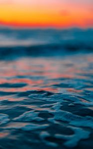 Preview wallpaper water, bubbles, blur, sea, horizon, sunset