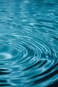 Preview wallpaper water, circles, close-up