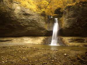 Preview wallpaper water, fall, garden, nature, rock