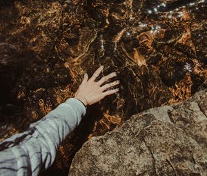 Preview wallpaper water, hand, stones, touch, transparent