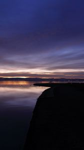 Preview wallpaper water, horizon, dusk, coast, reflection