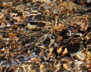 Preview wallpaper water, pebbles, stones, underwater, glare