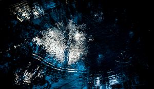 Preview wallpaper water, ripples, circles, reflection, dark