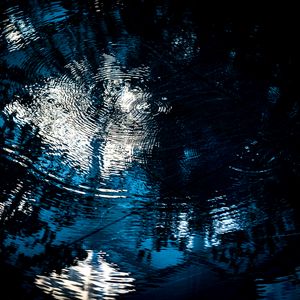 Preview wallpaper water, ripples, circles, reflection, dark