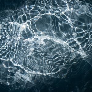 Preview wallpaper water, ripples, dark, glare