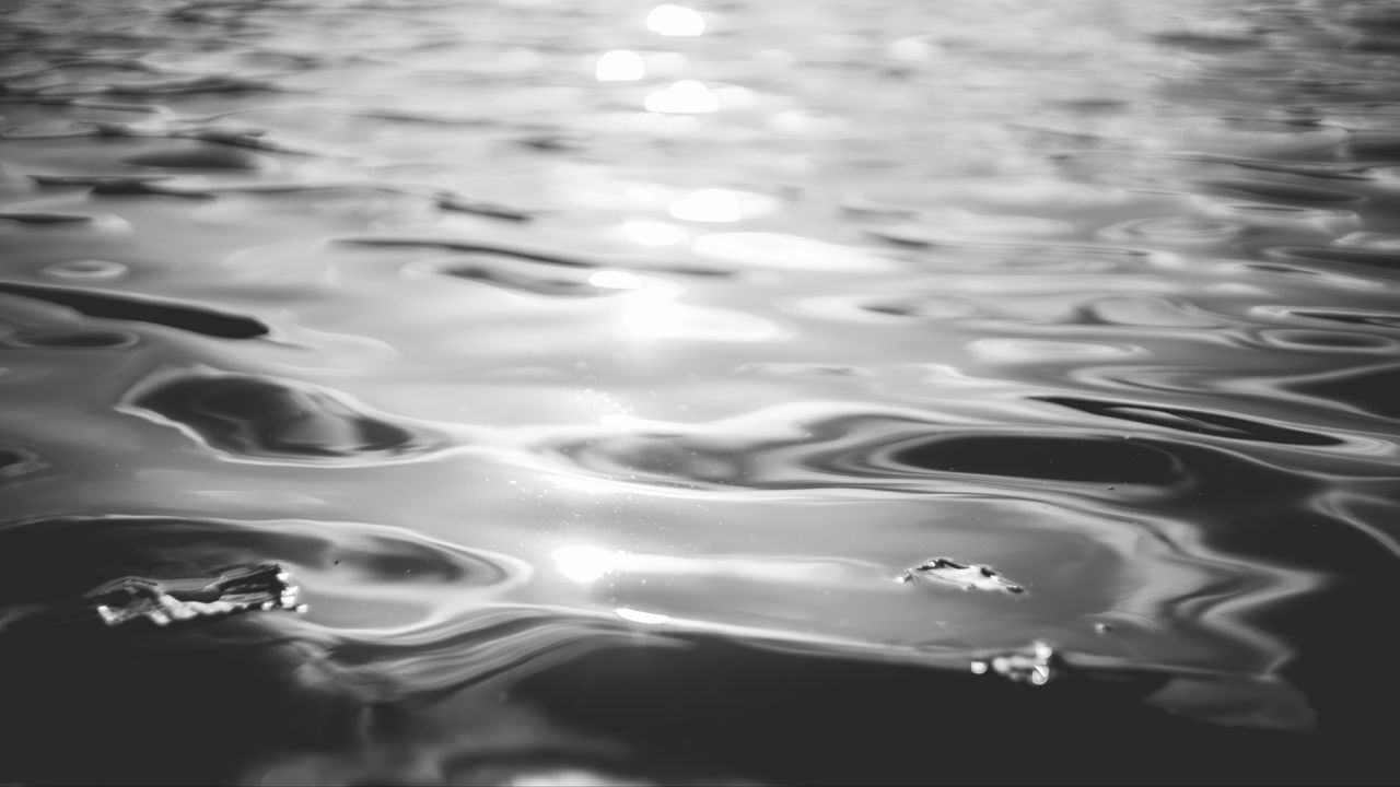 Wallpaper water, ripples, light, bw