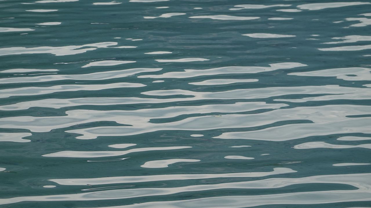 Wallpaper water, river, ripples, glare