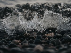 Preview wallpaper water, splash, stones, pebbles