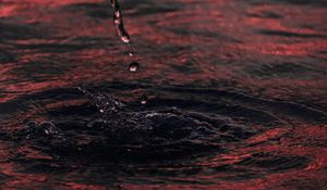 Preview wallpaper water, spray, stream, drops, waves
