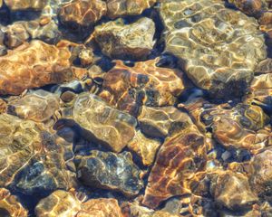 Preview wallpaper water, stones, transparent, glare, distortion