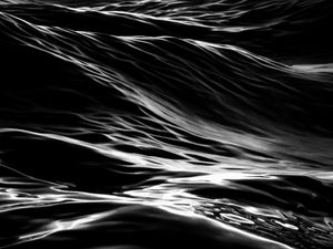 Preview wallpaper water, waves, bw, glare, black