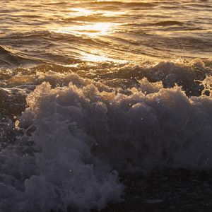 Preview wallpaper water, waves, spray, sea