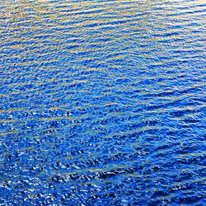 Preview wallpaper water, waves, wavy, ripples, glare