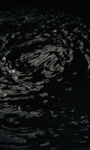 Preview wallpaper water, wavy, circles, dark