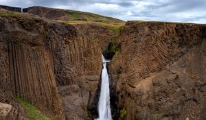 Preview wallpaper waterfall, break, flow, water, relief