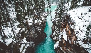 Preview wallpaper waterfall, cliff, canyon, athabasca, canada