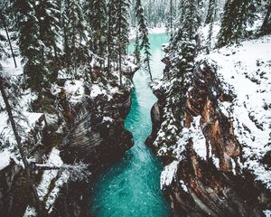 Preview wallpaper waterfall, cliff, canyon, athabasca, canada