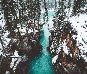 Preview wallpaper waterfall, cliff, canyon, athabasca, canada