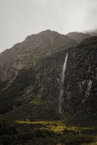 Preview wallpaper waterfall, cliff, fog, new zealand