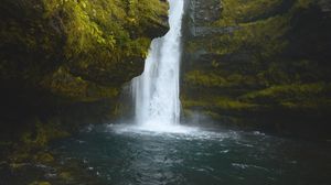 Preview wallpaper waterfall, cliff, moss, water, stones