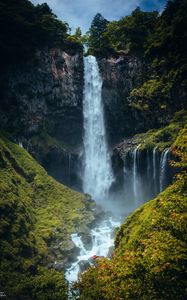 Preview wallpaper waterfall, cliff, rocks, trees, moss, landscape