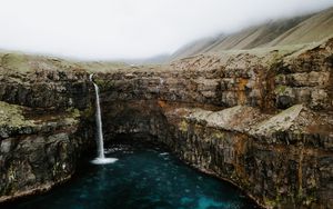 Preview wallpaper waterfall, cliff, stream, water, landscape