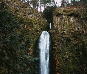 Preview wallpaper waterfall, cliff, water, stream, nature