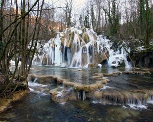 Preview wallpaper waterfall, france, cascade des truffes les planches, nature