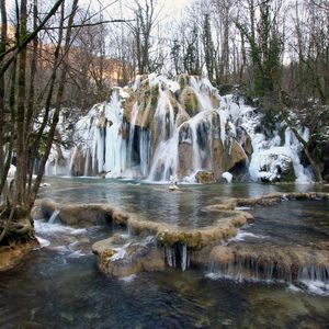 Preview wallpaper waterfall, france, cascade des truffes les planches, nature