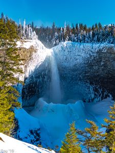 Preview wallpaper waterfall, frozen, ice, landscape, winter