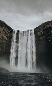 Preview wallpaper waterfall, hills, river