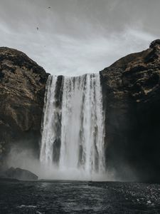 Preview wallpaper waterfall, hills, river