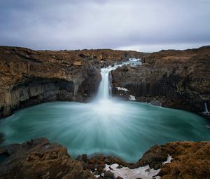 Preview wallpaper waterfall, lake, river, cliff, landscape