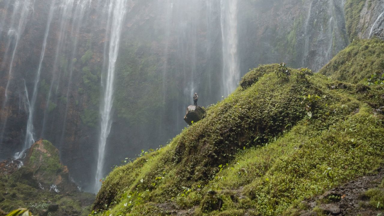 Wallpaper waterfall, loneliness, pacification