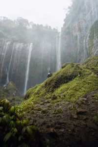 Preview wallpaper waterfall, loneliness, pacification