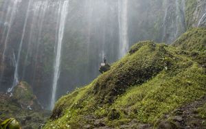 Preview wallpaper waterfall, loneliness, pacification