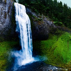 Preview wallpaper waterfall, moss, rock