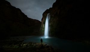 Preview wallpaper waterfall, night, man, river