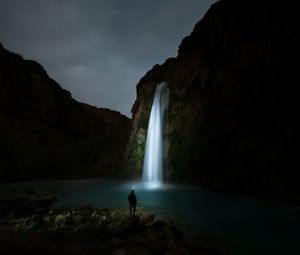 Preview wallpaper waterfall, night, man, river