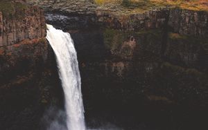 Preview wallpaper waterfall, precipice, stream