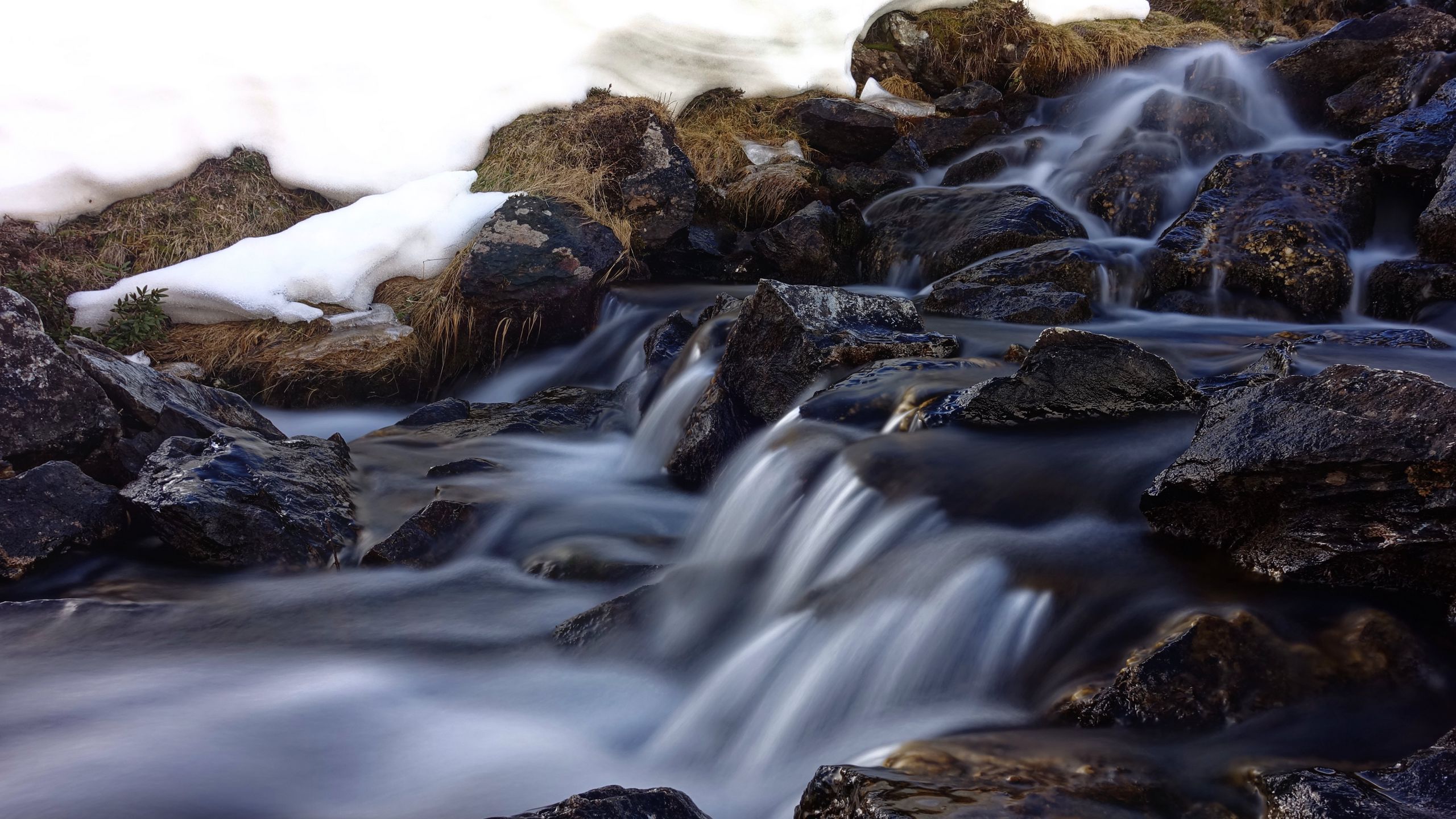 Download wallpaper 2560x1440 waterfall, rapids, course, stones