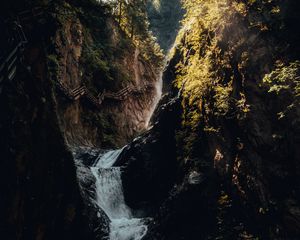 Preview wallpaper waterfall, rocks, bridge, trees, tourists