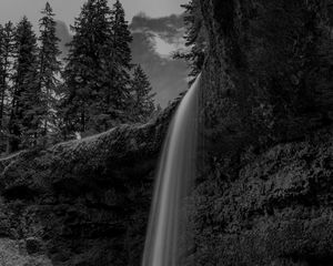 Preview wallpaper waterfall, rocks, splashes, dark