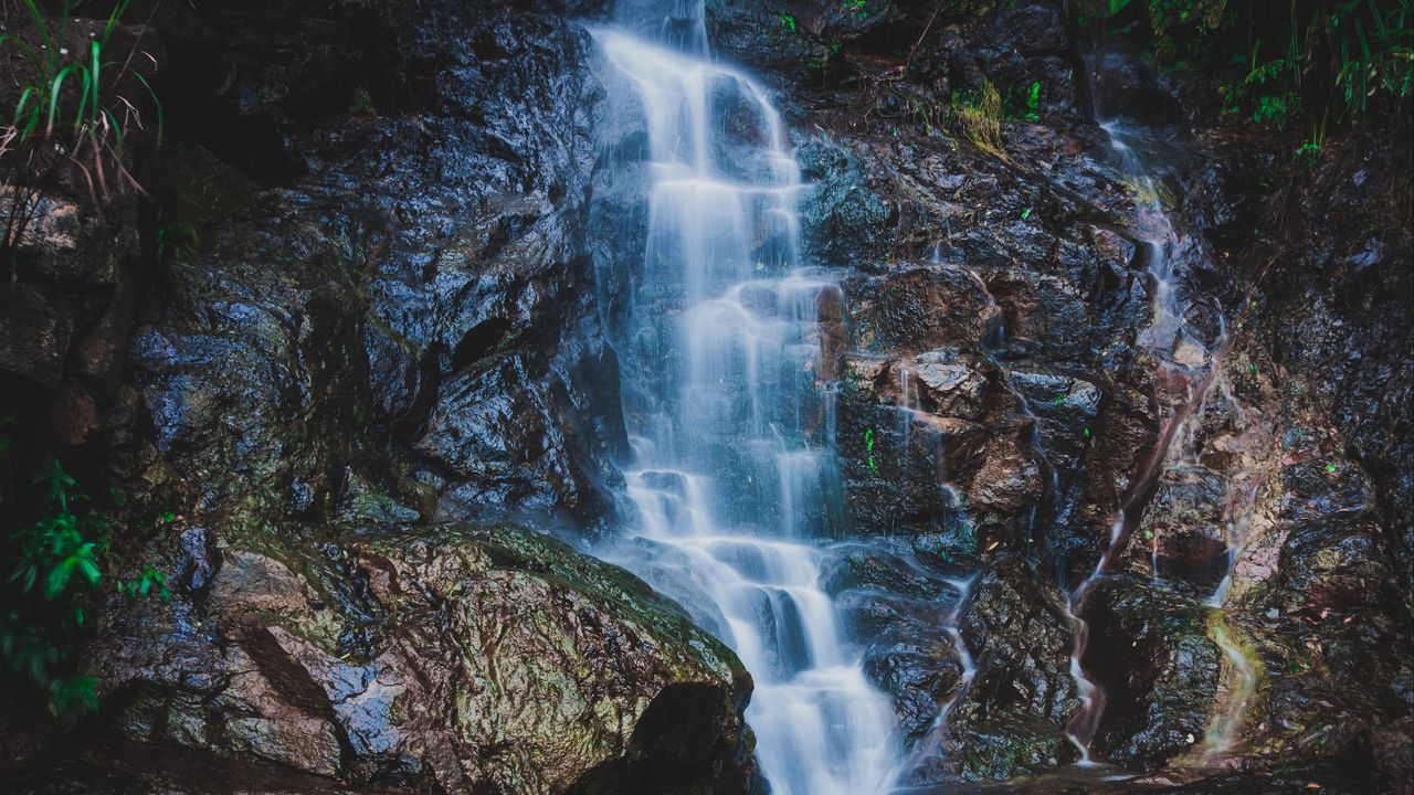 Wallpaper waterfall, rocks, spray, stones
