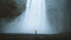 Preview wallpaper waterfall, silhouette, man, water, clif