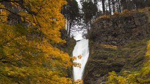 Preview wallpaper waterfall, slope, autumn