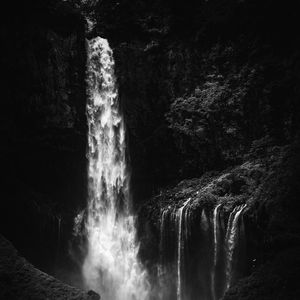 Preview wallpaper waterfall, splashes, rock, black and white