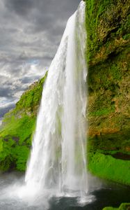 Preview wallpaper waterfall, splashes, rock, moss