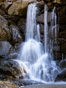 Preview wallpaper waterfall, splashes, stones, wet